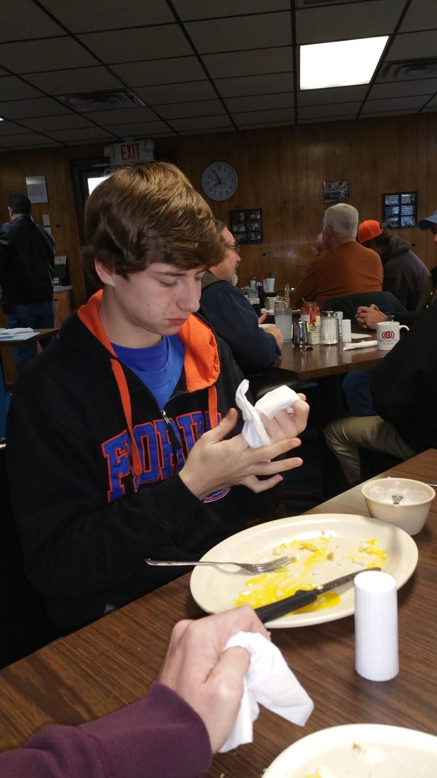 Parkers Restaurant | restaurant | 2800 E Walnut Ave, Dalton, GA 30721, USA | 7062784334 OR +1 706-278-4334