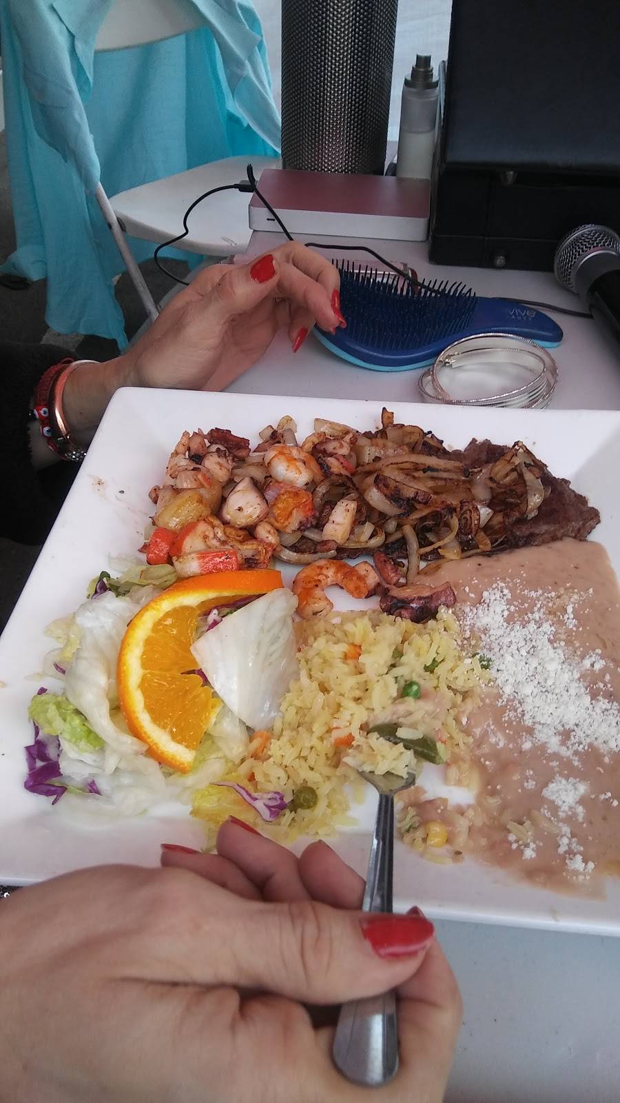 Little Caesars Pizza | meal takeaway | 630 W Chapman Ave, Placentia, CA 92870, USA | 7145288374 OR +1 714-528-8374