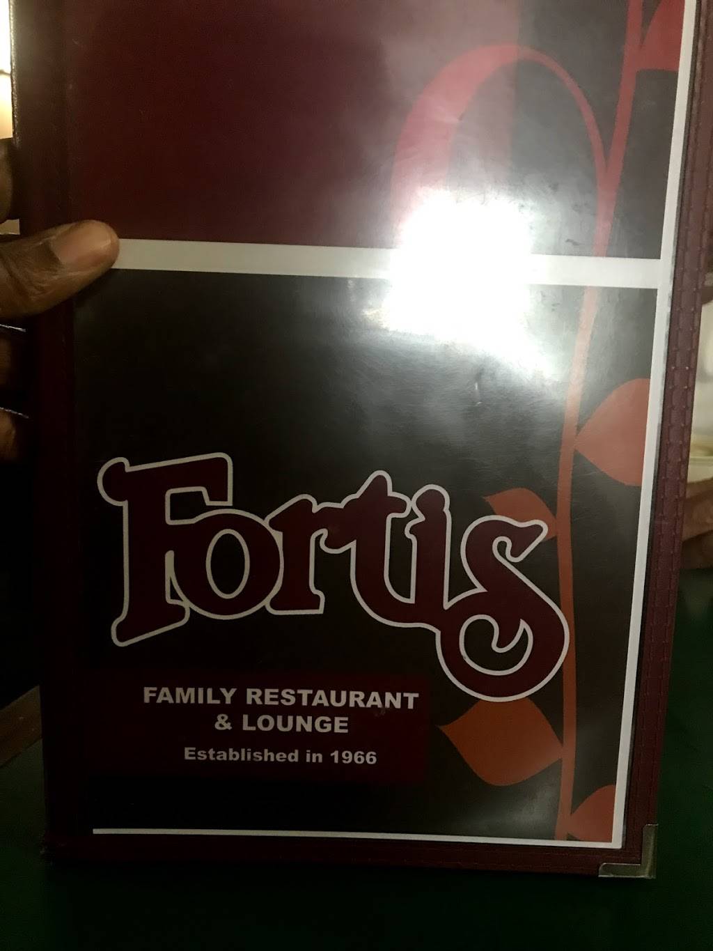 Fortis Family Restaurant | restaurant | 135 Queenston St, St. Catharines, ON L2R 2Z8, Canada | 9056826167 OR +1 905-682-6167