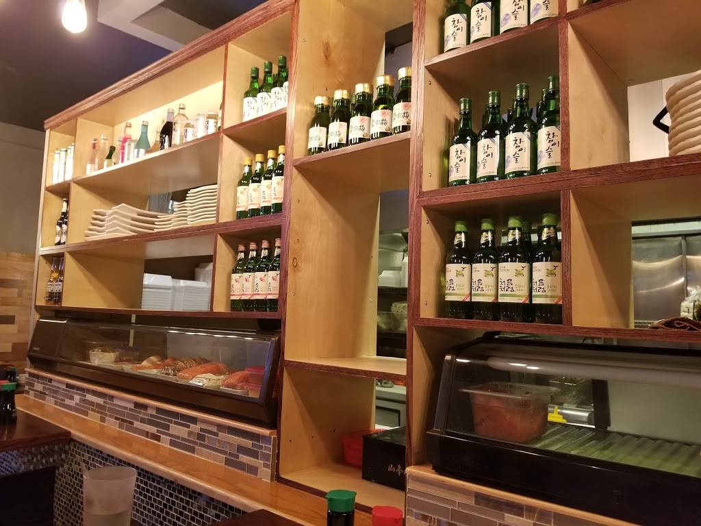 Hakuya Sushi | restaurant | 3706, 161 W Dundee Rd, Buffalo Grove, IL 60089, USA | 8475377707 OR +1 847-537-7707