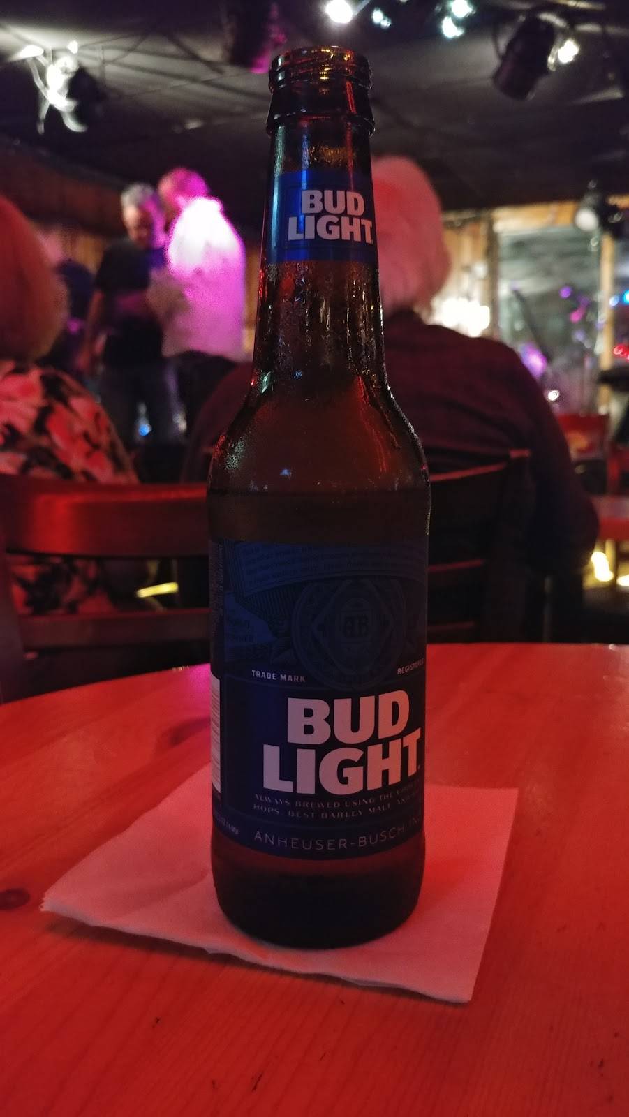 Joes Great American Bar & Grill | restaurant | 4311 W Magnolia Blvd, Burbank, CA 91505, USA | 8187290805 OR +1 818-729-0805