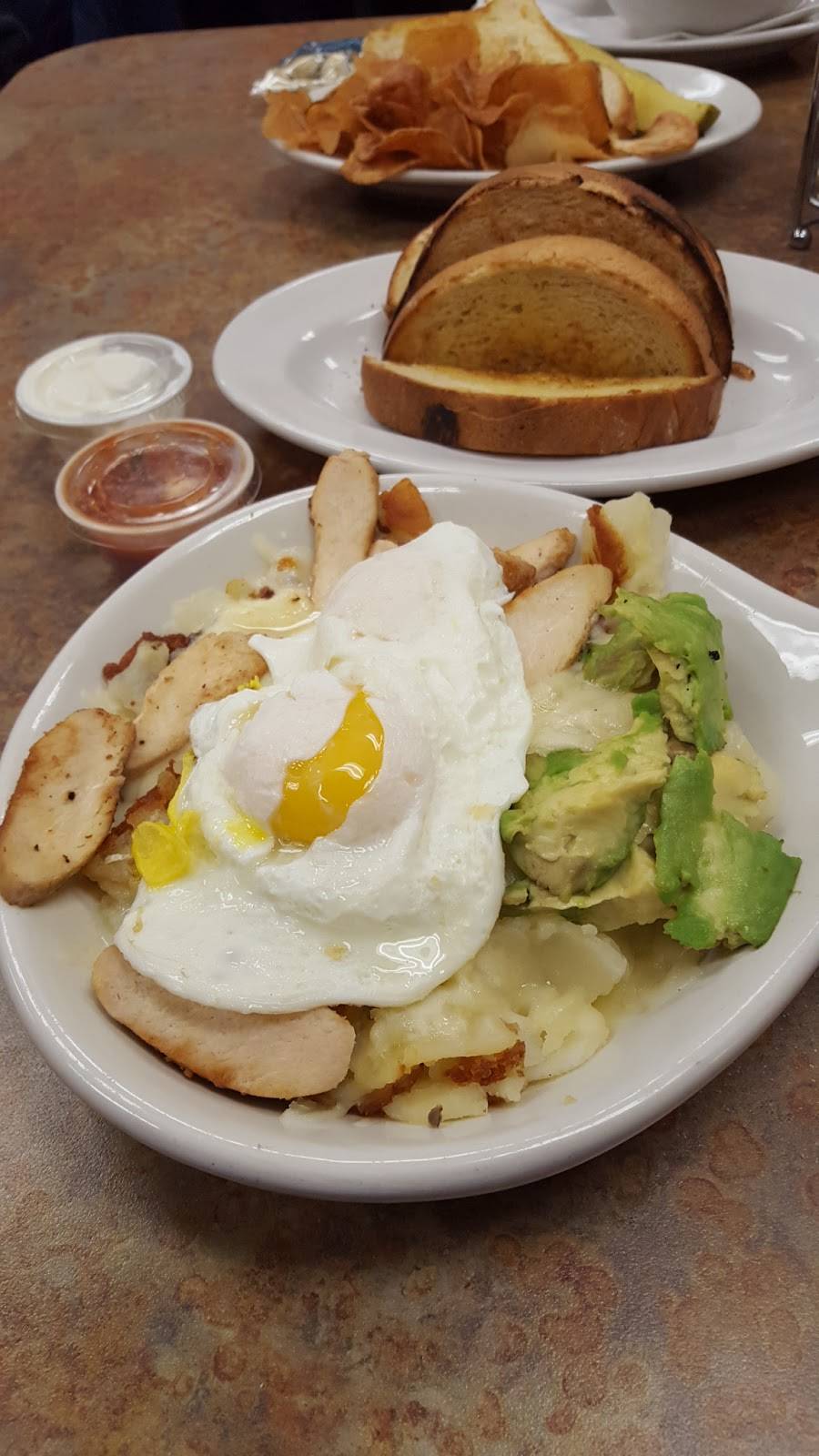 The Red Geranium Cafe | restaurant | 5751 Byron Center Ave SW, Wyoming, MI 49519, USA | 6165328888 OR +1 616-532-8888