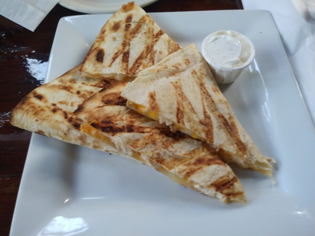 Tios Bistro | restaurant | 421 Malcolm X Blvd, New York, NY 10027, USA | 2129399305 OR +1 212-939-9305