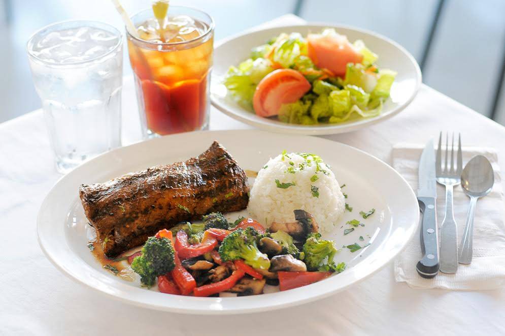 Shilas Restaurant | restaurant | 3938 N Cicero Ave, Chicago, IL 60641, USA | 7738165888 OR +1 773-816-5888