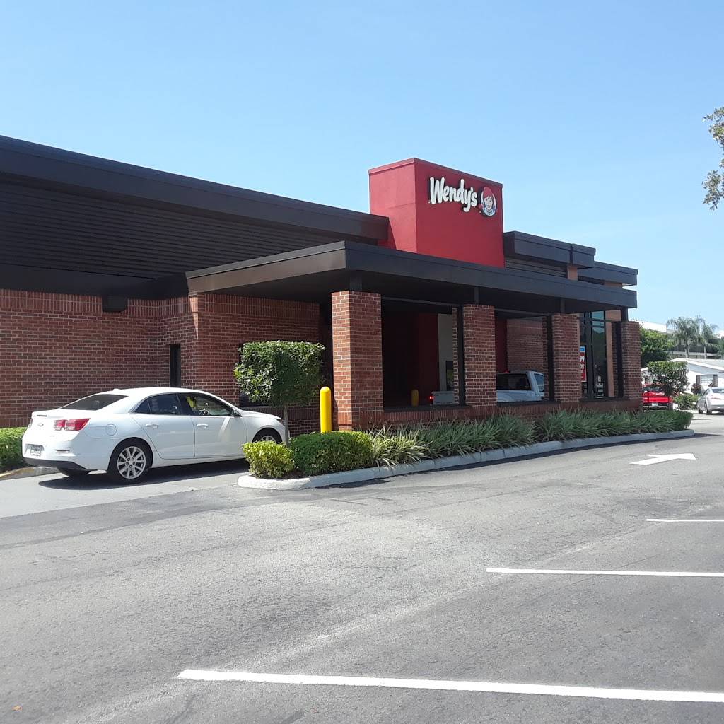 Wendys | restaurant | 4047 4th St N, St. Petersburg, FL 33703, USA | 7278220007 OR +1 727-822-0007