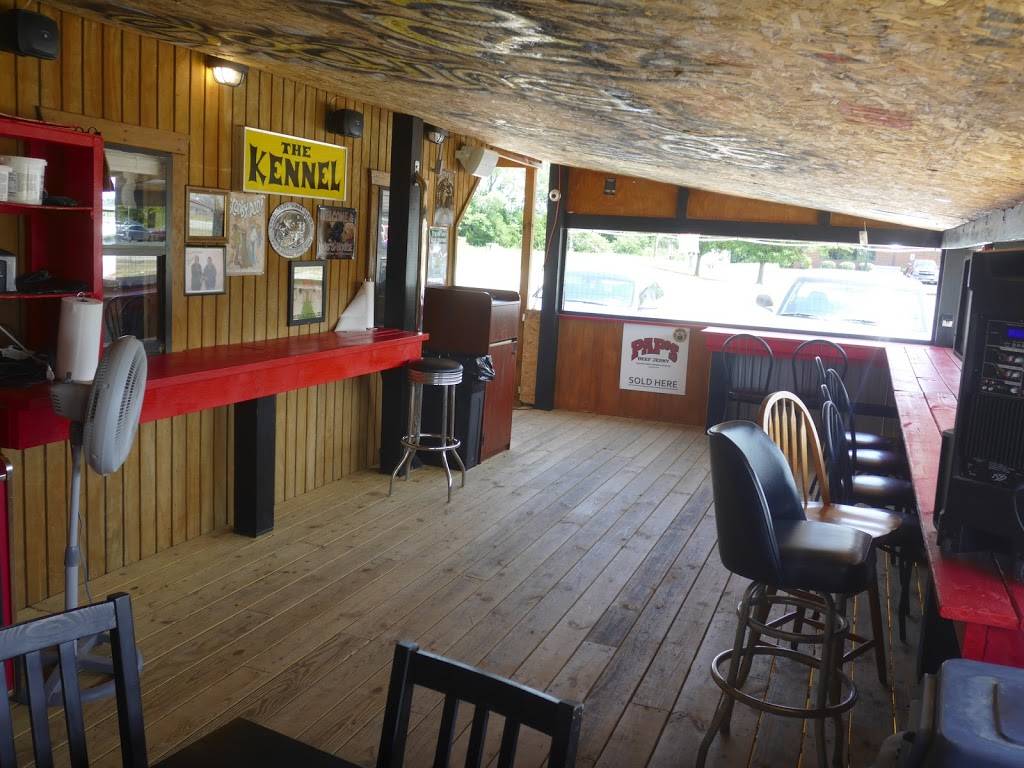 The Dog Pound | restaurant | 810 Sanders St, Cave City, KY 42127, USA | 2707738600 OR +1 270-773-8600