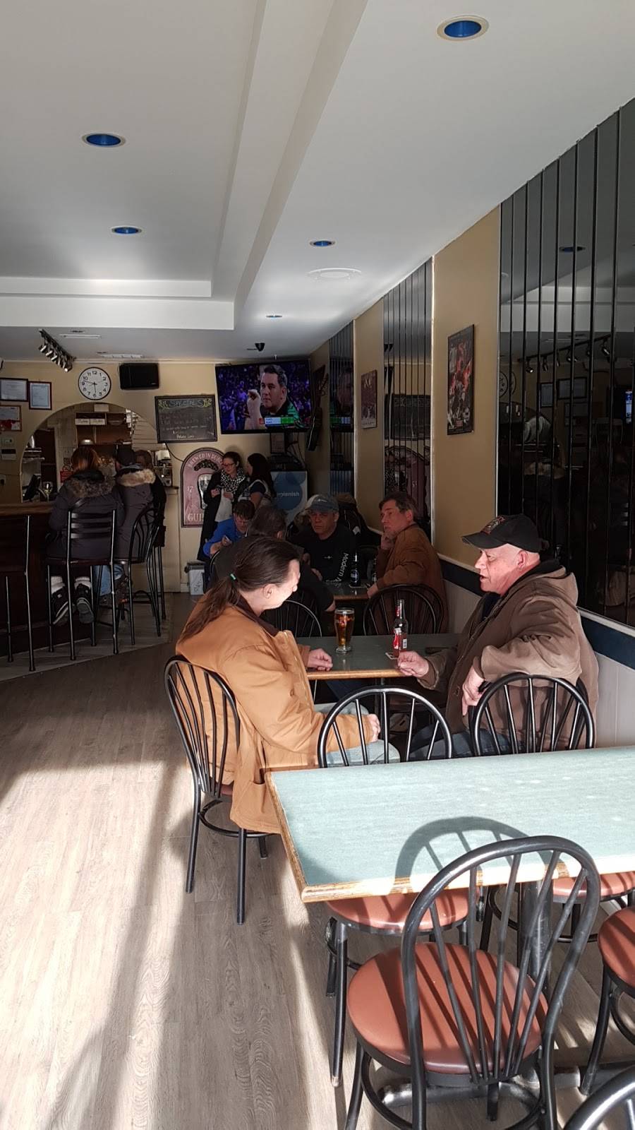 Dannys Family Restaurant & Bar | restaurant | 155 Morningside Ave, Scarborough, ON M1E 3C8, Canada | 4162841100 OR +1 416-284-1100