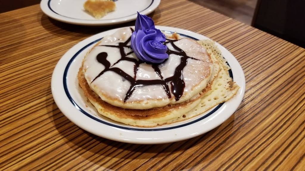 IHOP | restaurant | 1120 W Orange Blossom Trail, Apopka, FL 32712, USA | 4075652388 OR +1 407-565-2388