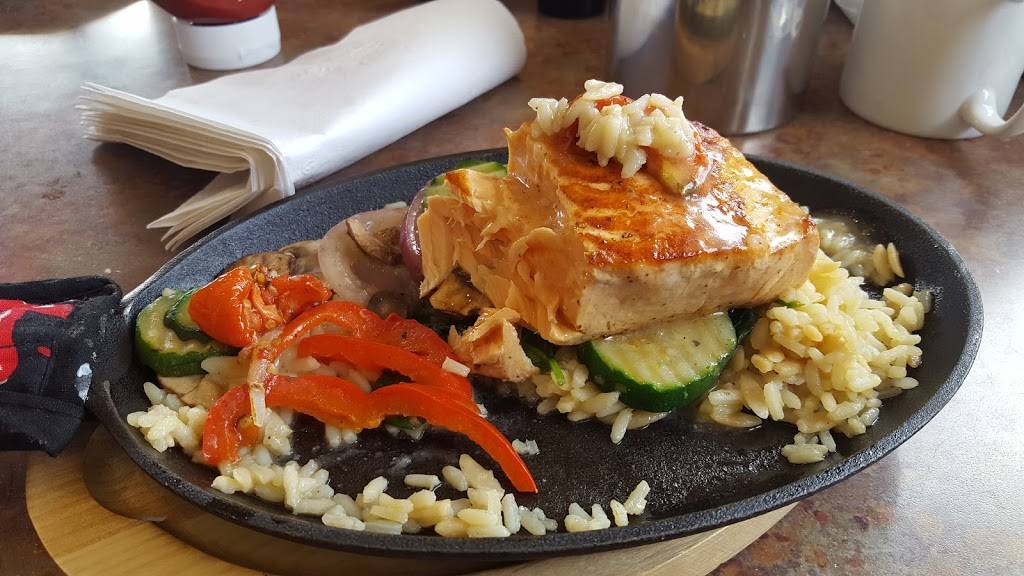 Perkins Restaurant & Bakery | restaurant | 3870 Elm Rd NE, Warren, OH 44483, USA | 3303726660 OR +1 330-372-6660