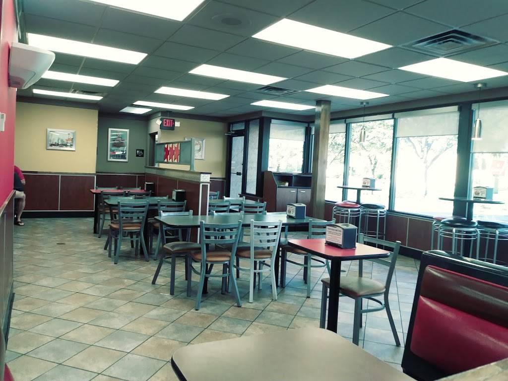 Hardees | restaurant | 9210 Baymeadows Rd, Jacksonville, FL 32256, USA | 9047373252 OR +1 904-737-3252