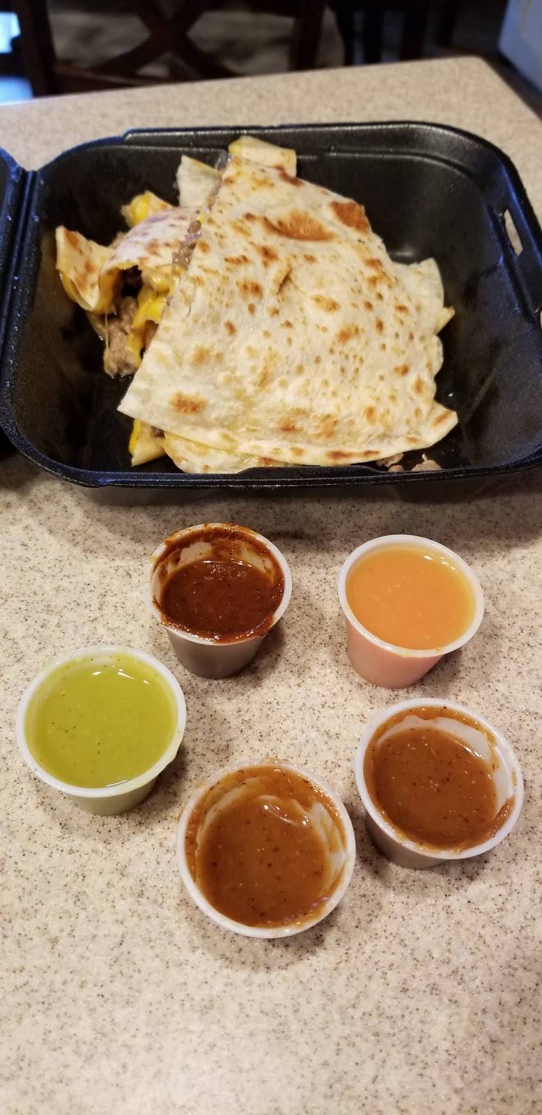 Salsero Loco | restaurant | 17928 Wika Rd, Apple Valley, CA 92307, USA | 7602427533 OR +1 760-242-7533