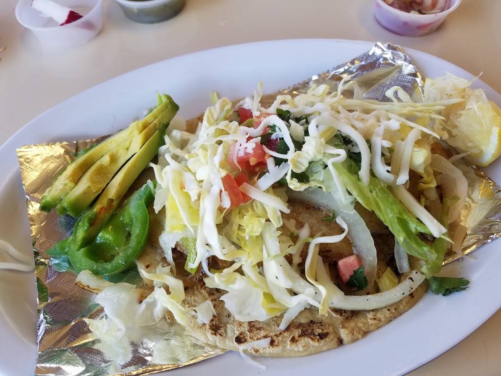 MAMÁ Lichas Kitchen | restaurant | 13867 Foothill Blvd, Sylmar, CA 91342, USA | 8183670752 OR +1 818-367-0752