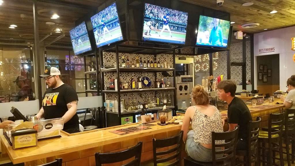 Torchys Tacos | restaurant | 999 E Basse Rd #183, San Antonio, TX 78209, USA | 2108241603 OR +1 210-824-1603