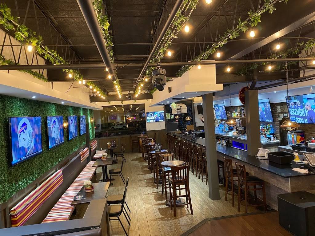 Cabo Sports bar & Mexican Grill | restaurant | 27111 Union Tpke, Queens, NY 11040, USA | 9173878588 OR +1 917-387-8588