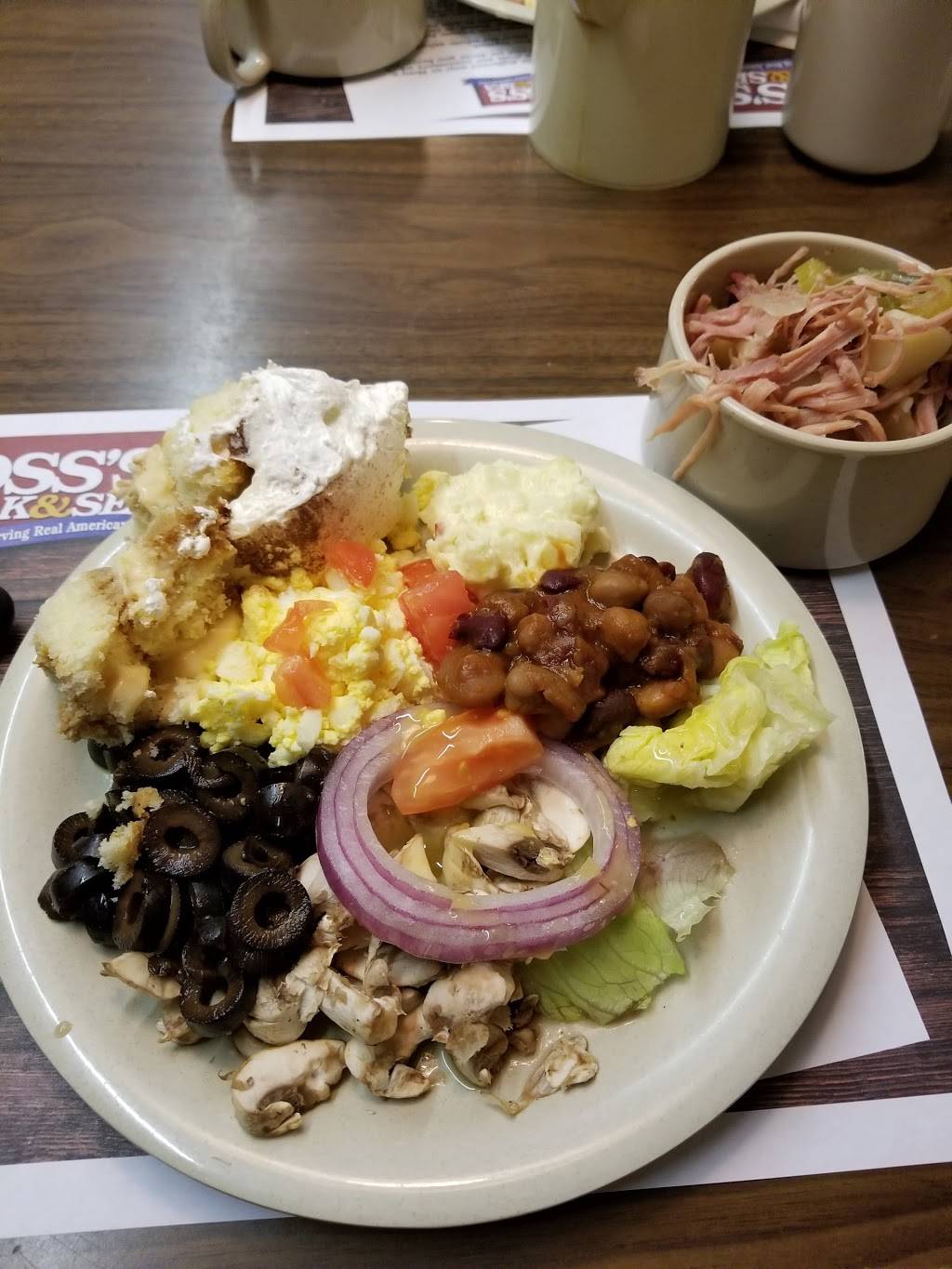 Hosss Steak & Sea House | restaurant | 4813 William Penn Hwy, Murrysville, PA 15668, USA | 7247332090 OR +1 724-733-2090