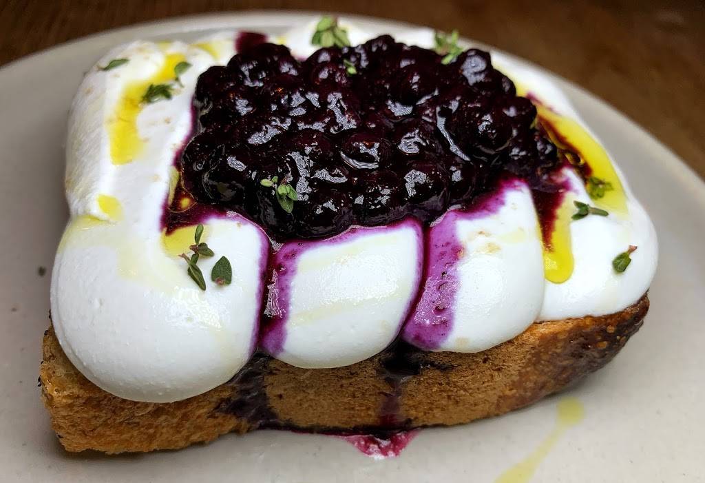 Smør | restaurant | 441 E 12th St, New York, NY 10009, USA | 6464788391 OR +1 646-478-8391