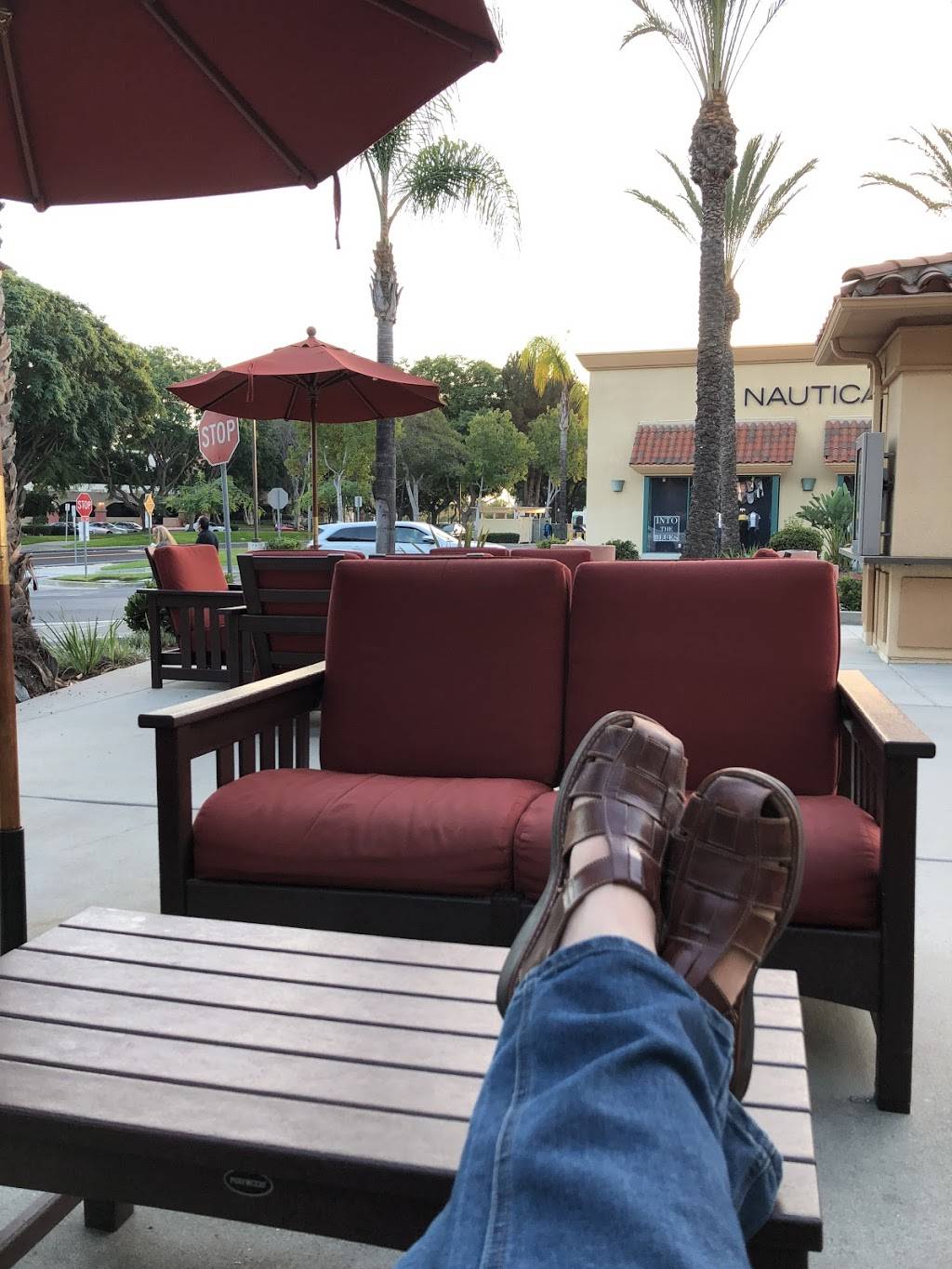 Starbucks | cafe | 740 East Ventura Blvd KI01-1, Camarillo, CA 93010, USA | 8059106308 OR +1 805-910-6308