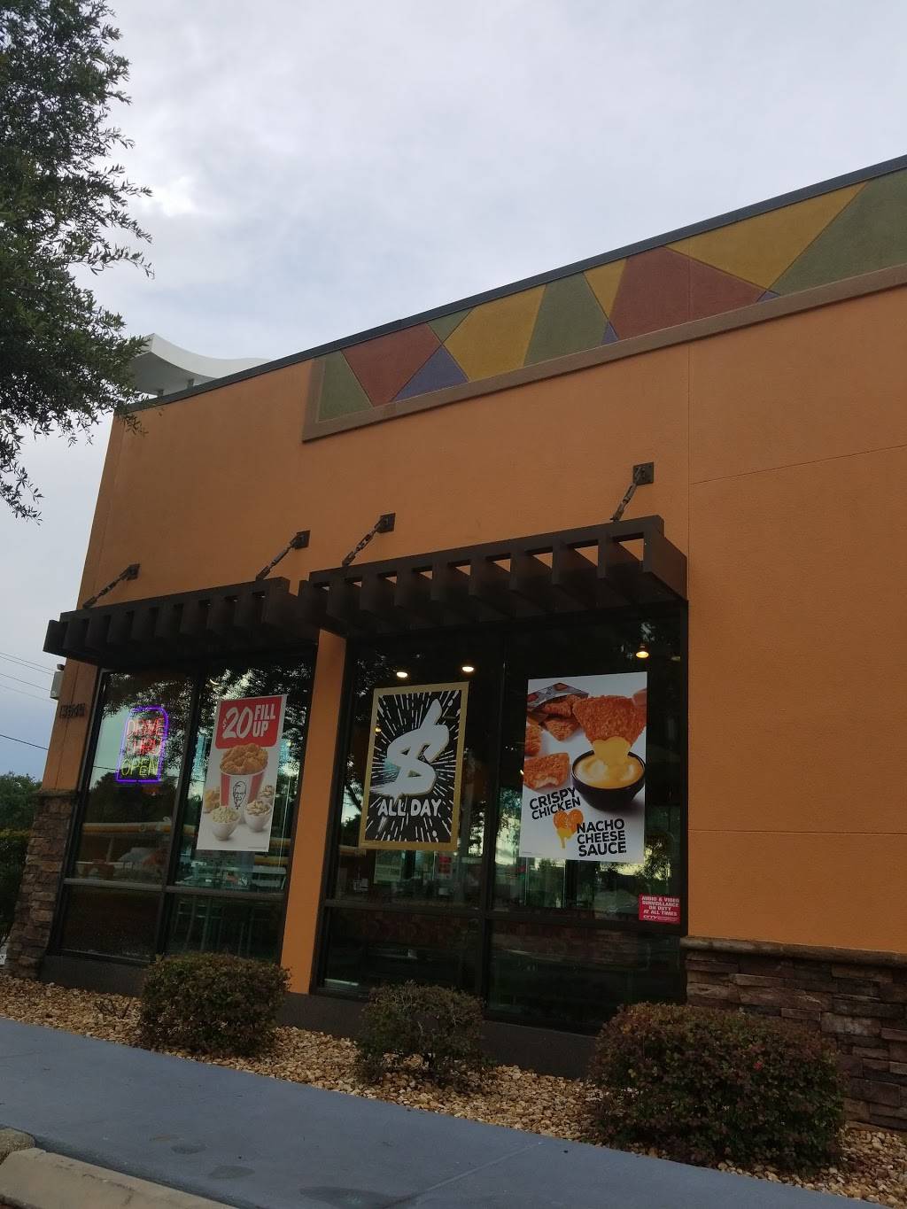 KFC | restaurant | 13545 SW 17th Ct, Ocala, FL 34473, USA | 3523074300 OR +1 352-307-4300