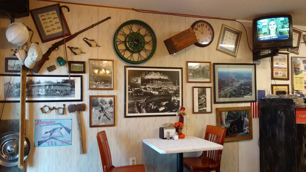 S & B Deli | meal takeaway | 854 Middle Creek Rd, Sevierville, TN 37862, USA | 8653661511 OR +1 865-366-1511