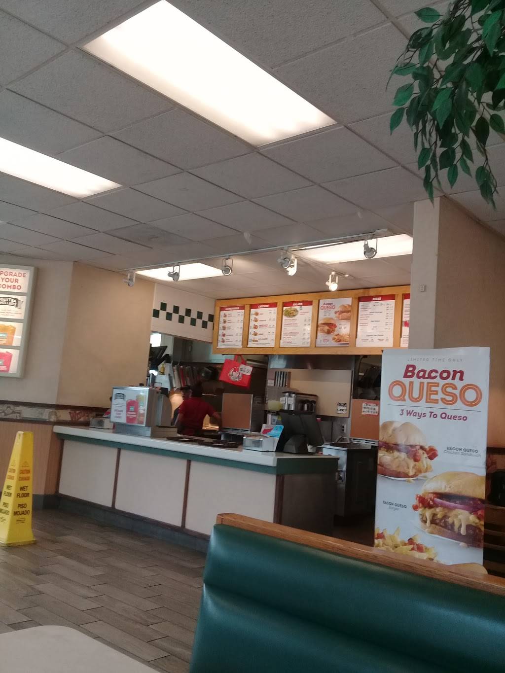 Wendys | restaurant | 15700 Valley View Ave # B, La Mirada, CA 90638, USA | 5629267883 OR +1 562-926-7883