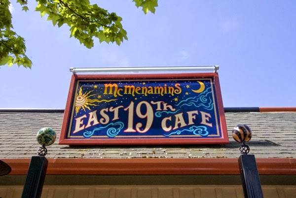 McMenamins East 19th Street Café | restaurant | 1485 E 19th Ave, Eugene, OR 97403, USA | 5413424025 OR +1 541-342-4025