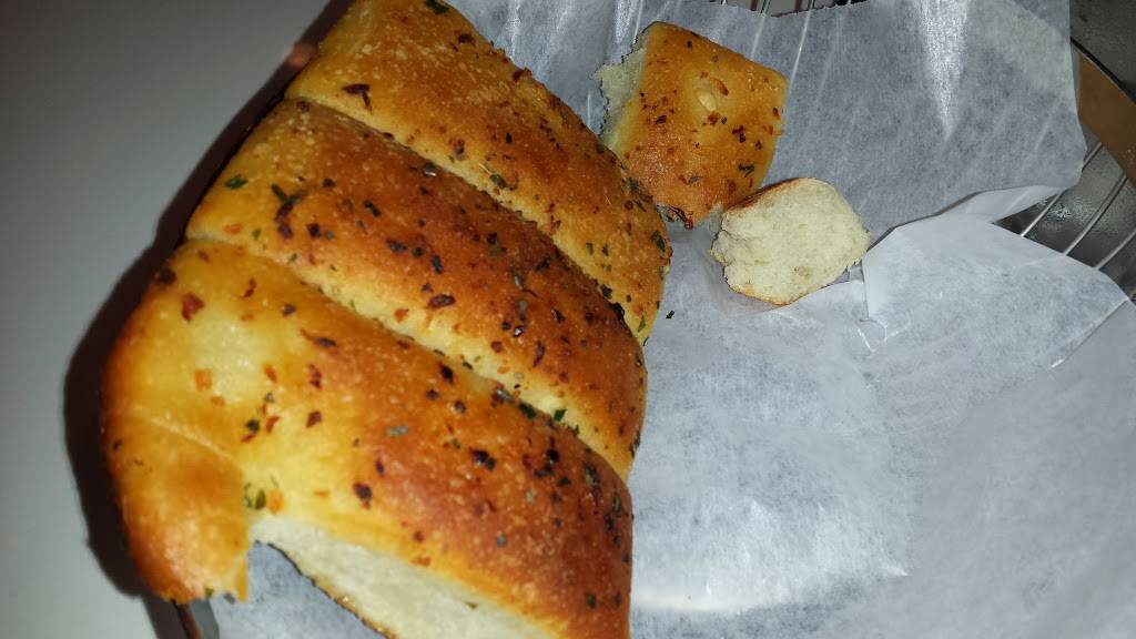 Boccone Pizzeria & Ristorante | restaurant | 229 Middle Country Rd, Selden, NY 11720, USA | 6313203387 OR +1 631-320-3387