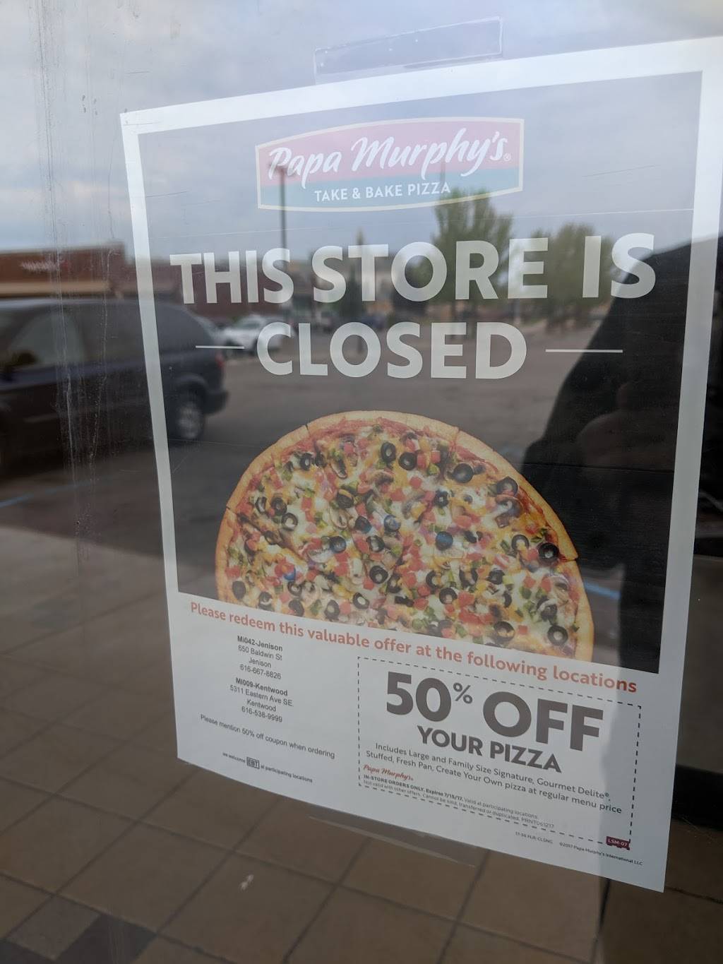 Papa Murphys Take N Bake Pizza | meal takeaway | 5751 Byron Center Ave SW, Wyoming, MI 49519, USA | 6162497272 OR +1 616-249-7272