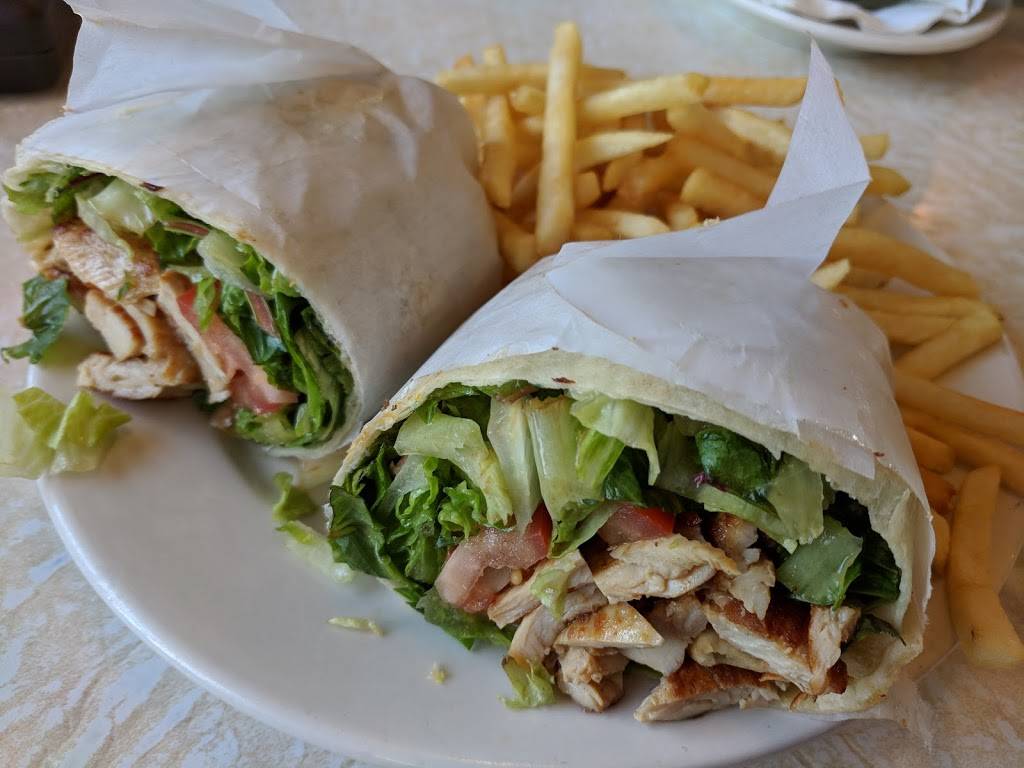 Kanes | restaurant | 44-15 College Boulevard, Flushing, NY 11355, USA | 7184635787 OR +1 718-463-5787