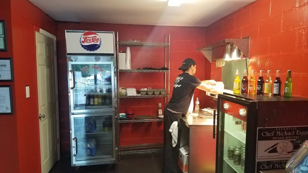 Mikes Hot Dogs Soups & Sandwiches | restaurant | 7293 Olive Blvd, University City, MO 63130, USA | 3147769225 OR +1 314-776-9225