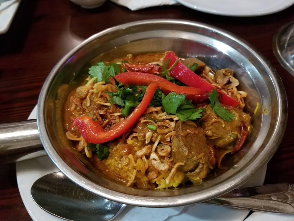 Sawatdee Thai Restaurant | restaurant | 2250 Clarendon Blvd, Arlington, VA 22201, USA | 7032438181 OR +1 703-243-8181