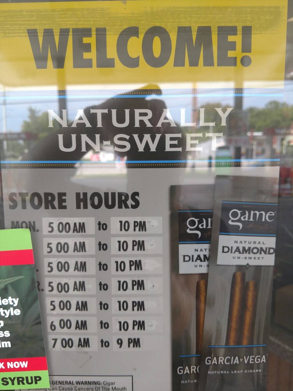 Eagle Mart Marathon (HUNT BROTHERS PIZZA) | restaurant | 5595 W Main St, Gadsden, AL 35903, USA | 2564851293 OR +1 256-485-1293