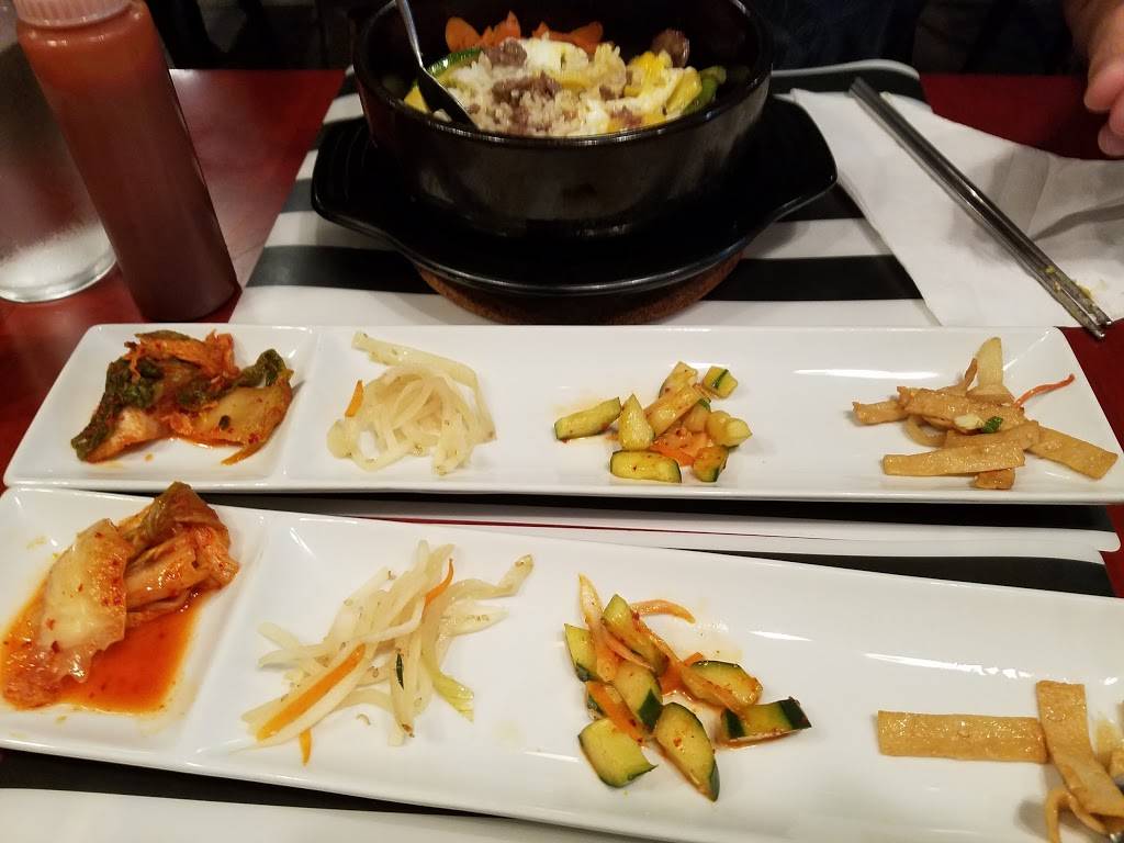 Bistro BulGoGi | restaurant | 1450 NW 87th Ave #108, Miami, FL 33172, USA | 7866153845 OR +1 786-615-3845