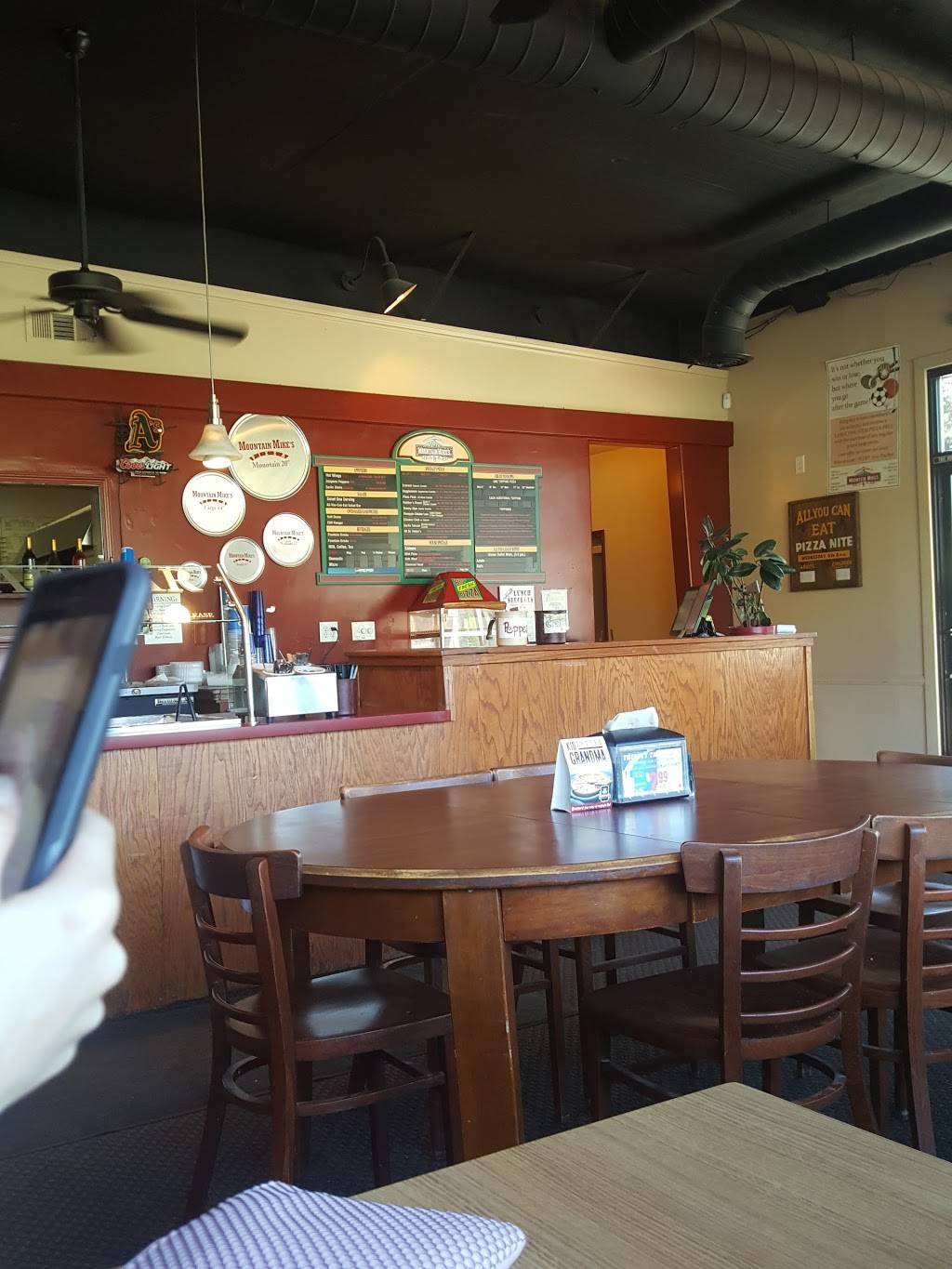 Mountain Mikes Pizza | meal delivery | 1105 W 5th St, Chico, CA 95928, USA | 5308999115 OR +1 530-899-9115