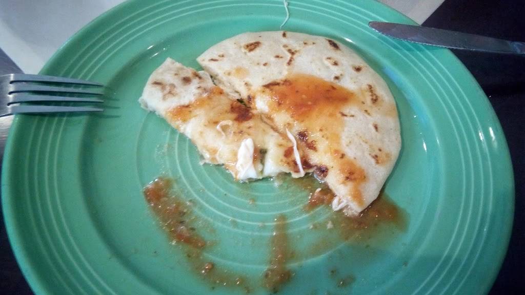 Pulgarcito Family Restaurant | restaurant | 1311 Vermont Ave, Los Angeles, CA 90006, USA | 2133886635 OR +1 213-388-6635