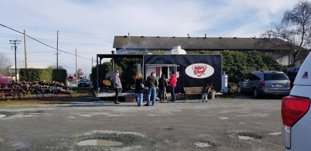 Dads Diner Old School BBQ | restaurant | 903-909 22nd St, Anacortes, WA 98221, USA | 3608402938 OR +1 360-840-2938