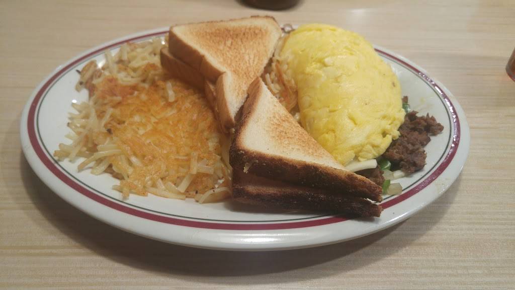 Huddle House | meal takeaway | 1800 S Main St, Farmville, VA 23901, USA | 4343323027 OR +1 434-332-3027