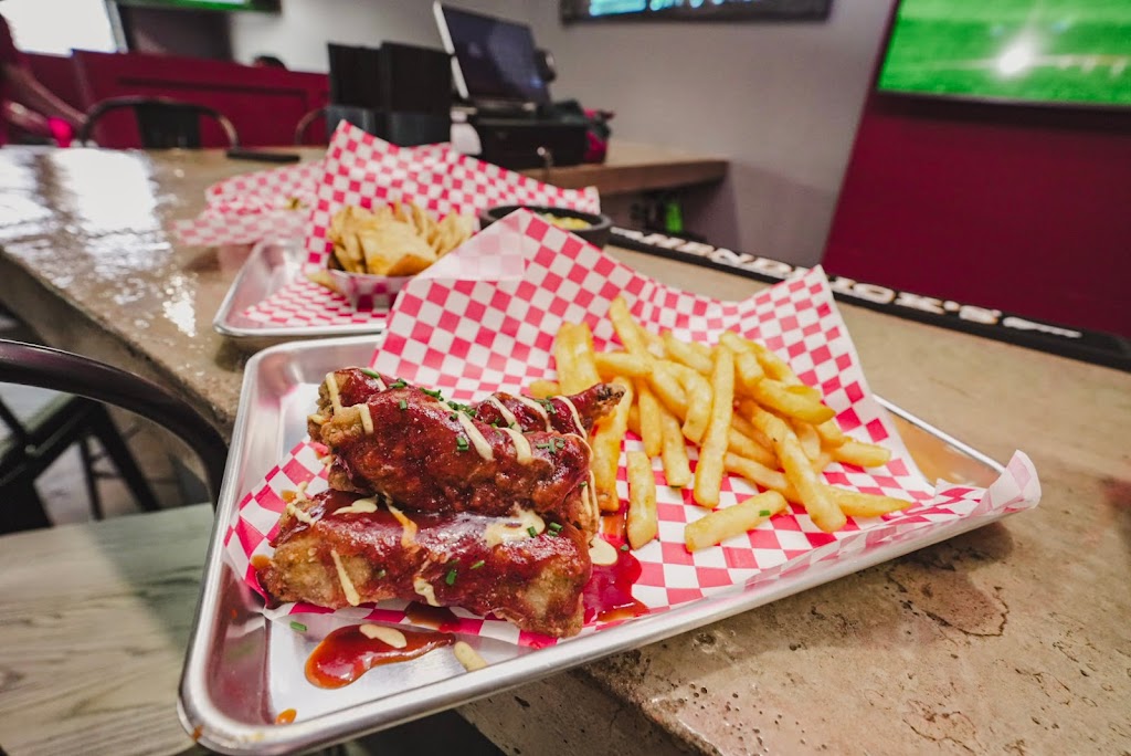 Sideline Bar & Grill - Plaza | restaurant | 1630 N Blackwelder Ave #1, Oklahoma City, OK 73106, USA | 4056050343 OR +1 405-605-0343