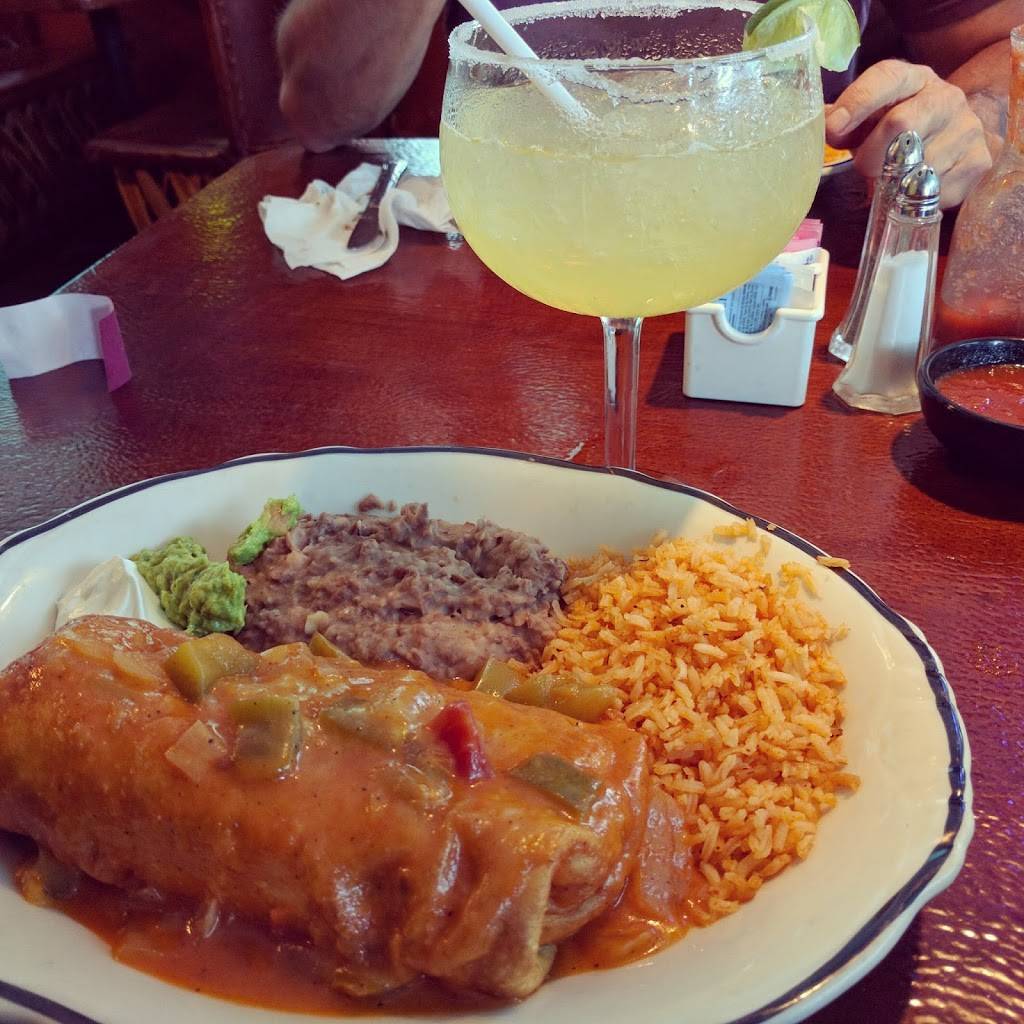 Locos Mexican Restaurant | restaurant | 1121 Essington Rd, Joliet, IL 60435, USA | 8157259060 OR +1 815-725-9060