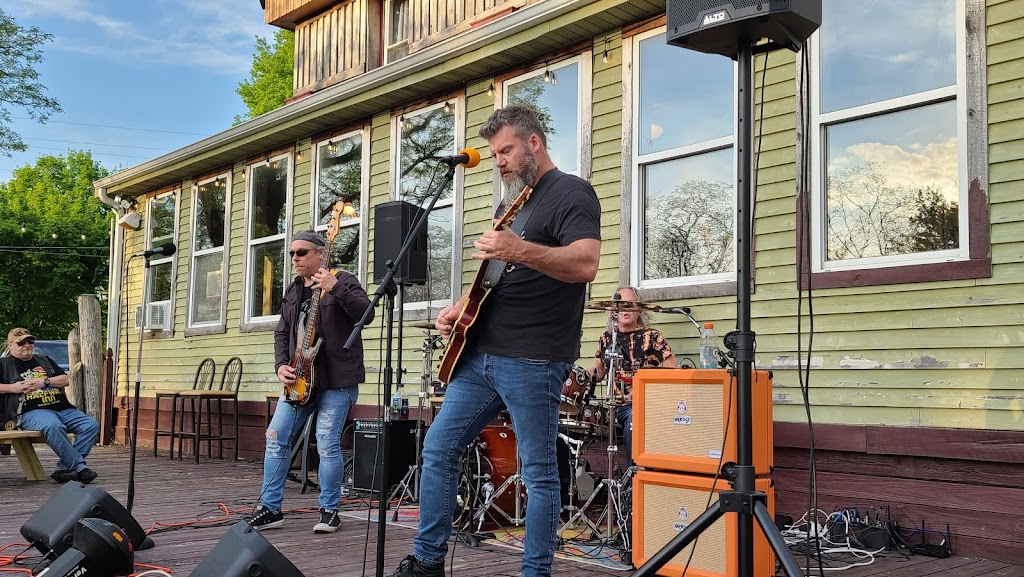 Southtown Smokehouse & Saloon | restaurant | 375 Wilson Sharpsville Rd, Warren, OH 44481, USA | 3304696850 OR +1 330-469-6850