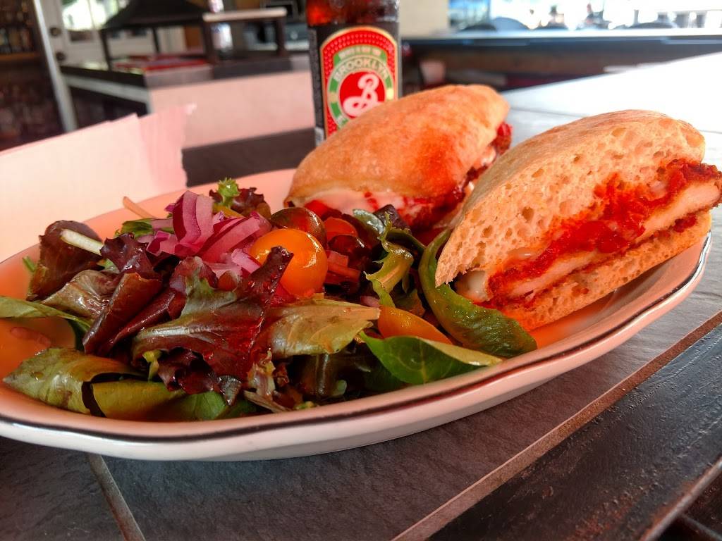 Cove Castle Restaurant | restaurant | 13 Castle Ct, Greenwood Lake, NY 10925, USA | 8454775599 OR +1 845-477-5599