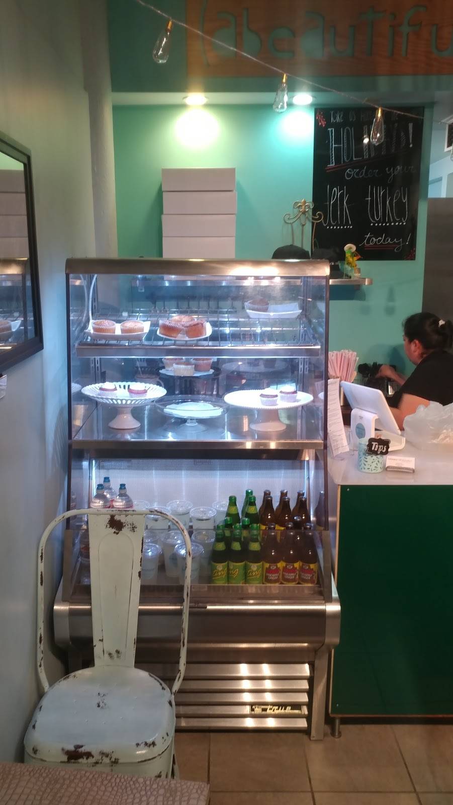 abeautifullife jamaican | restaurant | 216 S Spring St, Los Angeles, CA 90012, USA | 2139729900 OR +1 213-972-9900