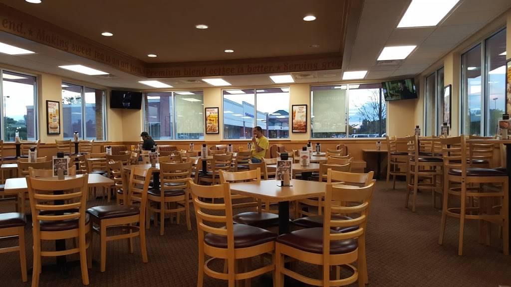 Bojangles Famous Chicken n Biscuits | restaurant | 191 Gateway Dr, Winchester, VA 22603, USA | 5404508646 OR +1 540-450-8646