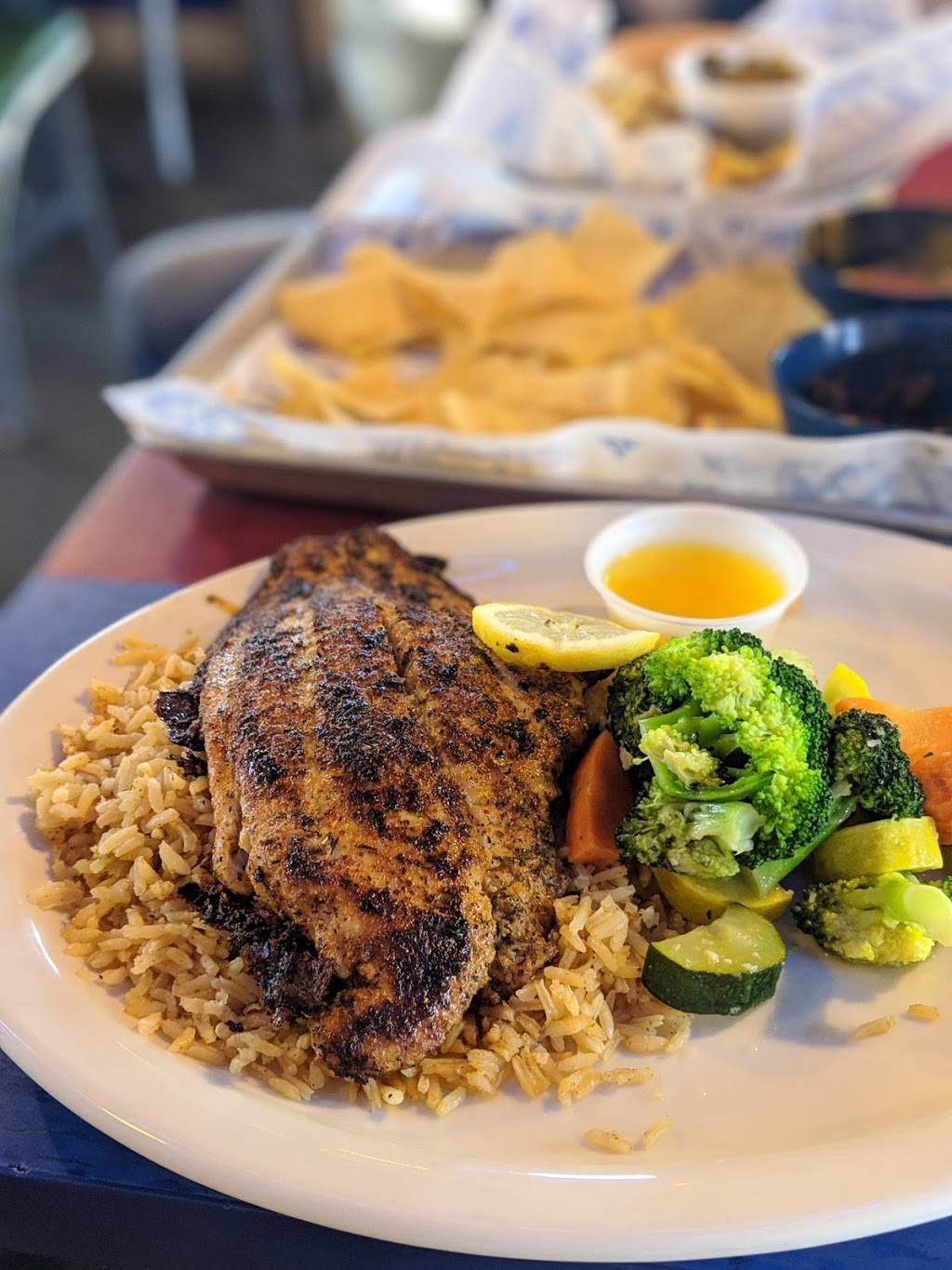 Willies Grill & Icehouse | restaurant | 19770 TX-249, Houston, TX 77070, USA | 2814776300 OR +1 281-477-6300