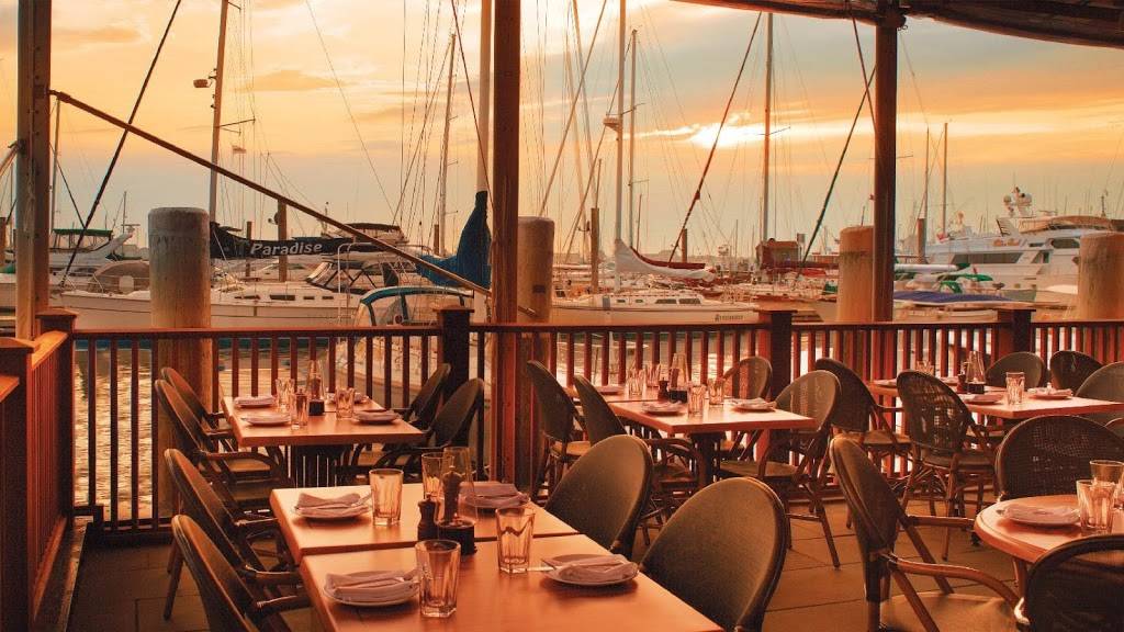 The Mooring Seafood Kitchen & Bar | restaurant | 1 Sayers Wharf, Newport, RI 02840, USA | 4018462260 OR +1 401-846-2260