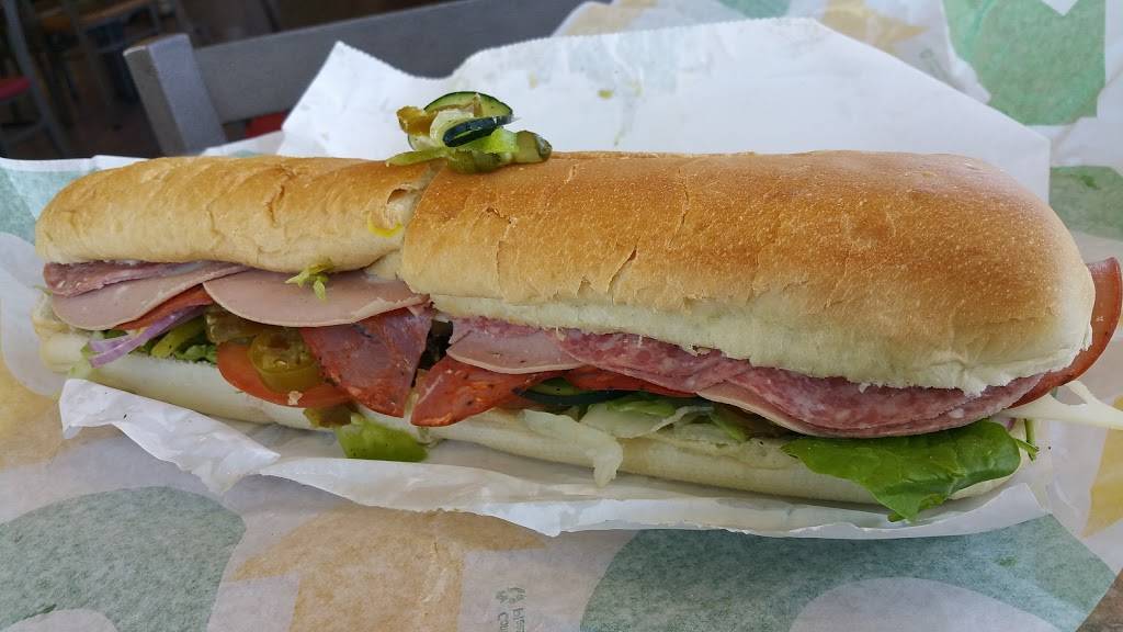 Subway | restaurant | 4015 Lake Rd, West Sacramento, CA 95691, USA | 9162468056 OR +1 916-246-8056