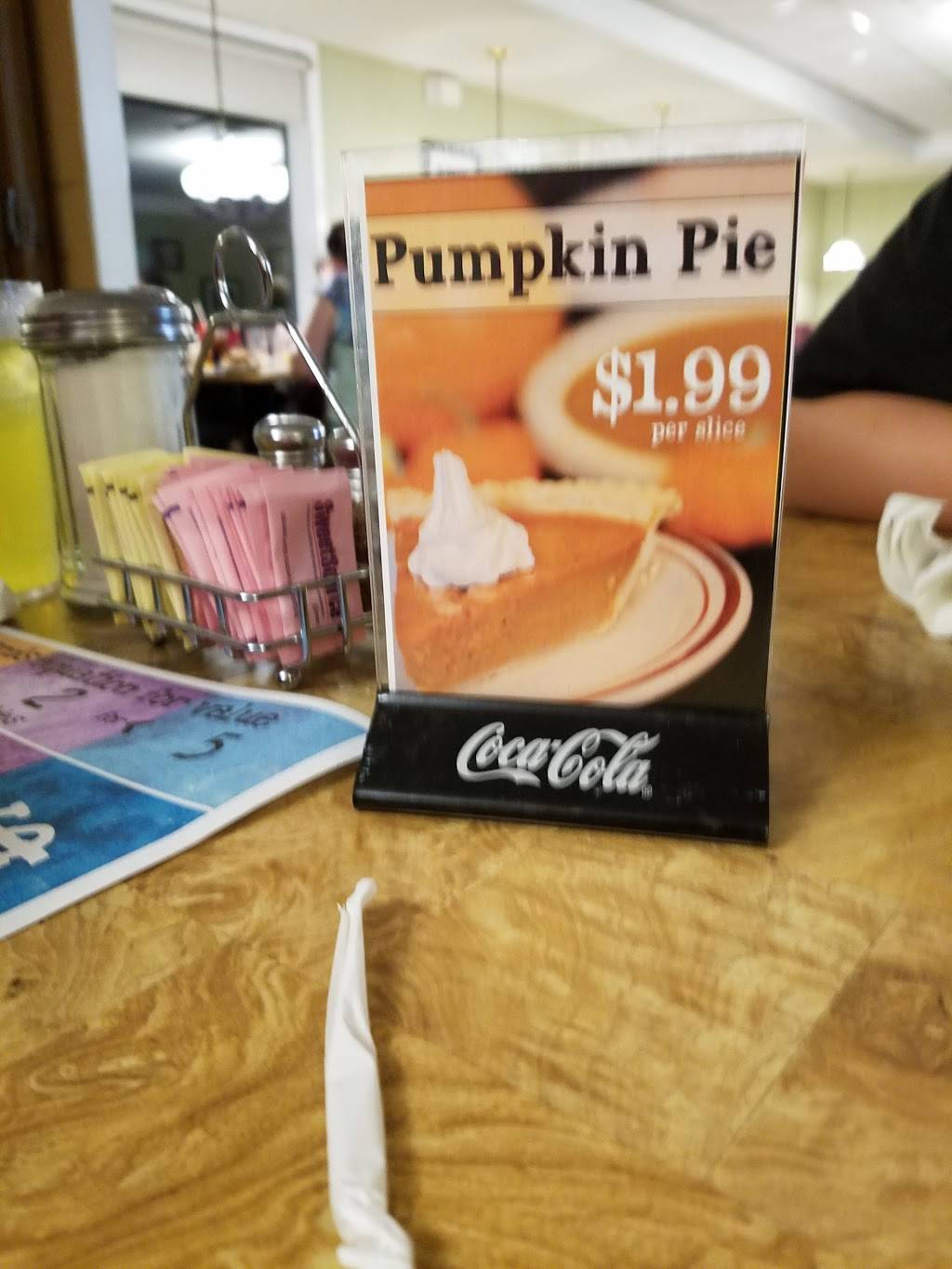 Richards Restaurant | restaurant | 508 Charles Deam Ct, Bluffton, IN 46714, USA | 2608245884 OR +1 260-824-5884