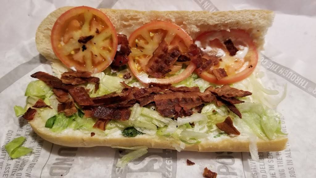 Cousins Subs | meal takeaway | 11401 W Silver Spring Dr, Milwaukee, WI 53225, USA | 4144665158 OR +1 414-466-5158