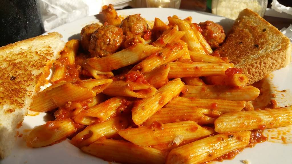 Mama Mias Italian Restaurant | restaurant | 2868 Madison Ave, Granite City, IL 62040, USA | 6188776427 OR +1 618-877-6427