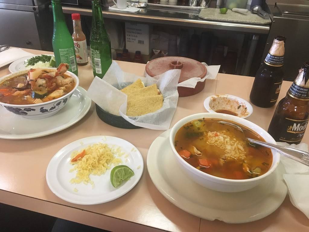 4 Caminos Restaurant | restaurant | 3800 San Leandro St, Oakland, CA 94601, USA | 5105334441 OR +1 510-533-4441