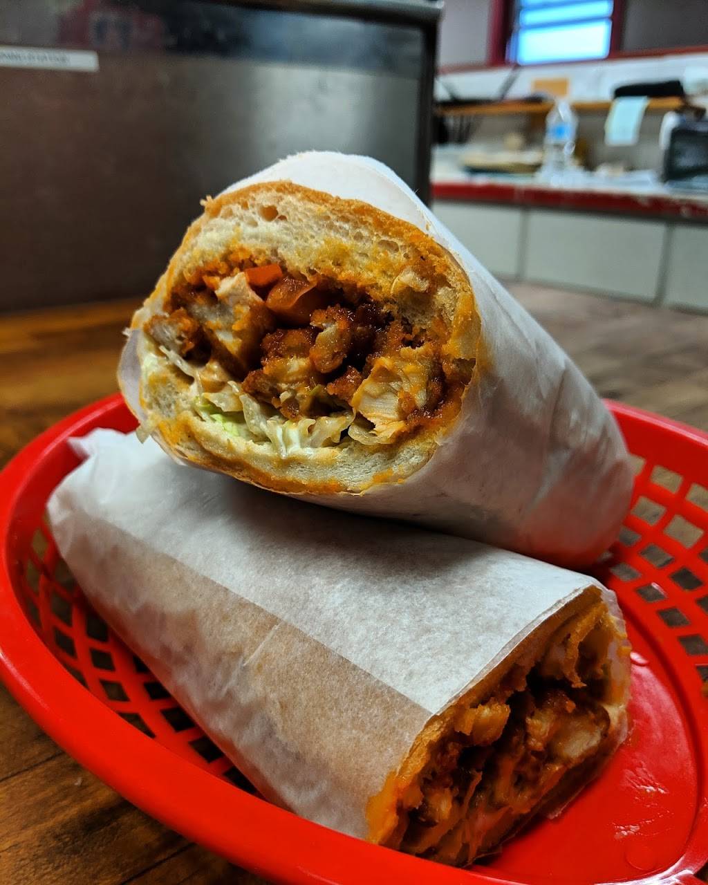 Vincents Pizzeria | restaurant | 324 Thorold Rd, Welland, ON L3C 3W6, Canada | 9057354110 OR +1 905-735-4110